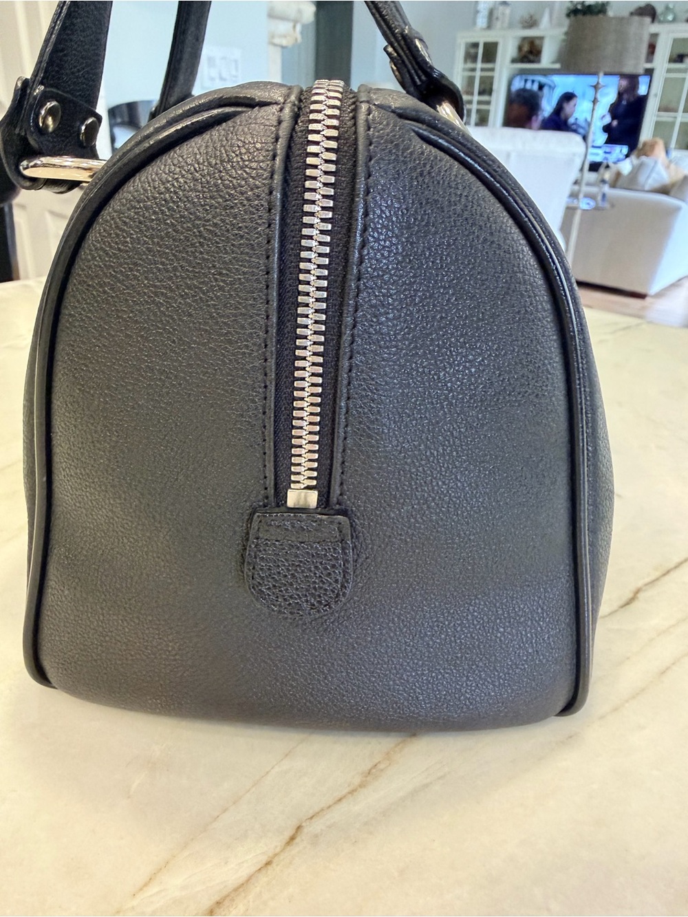 MCM Black Leather Duffel Satchel with Silver Hardware - Picture 3 of 10